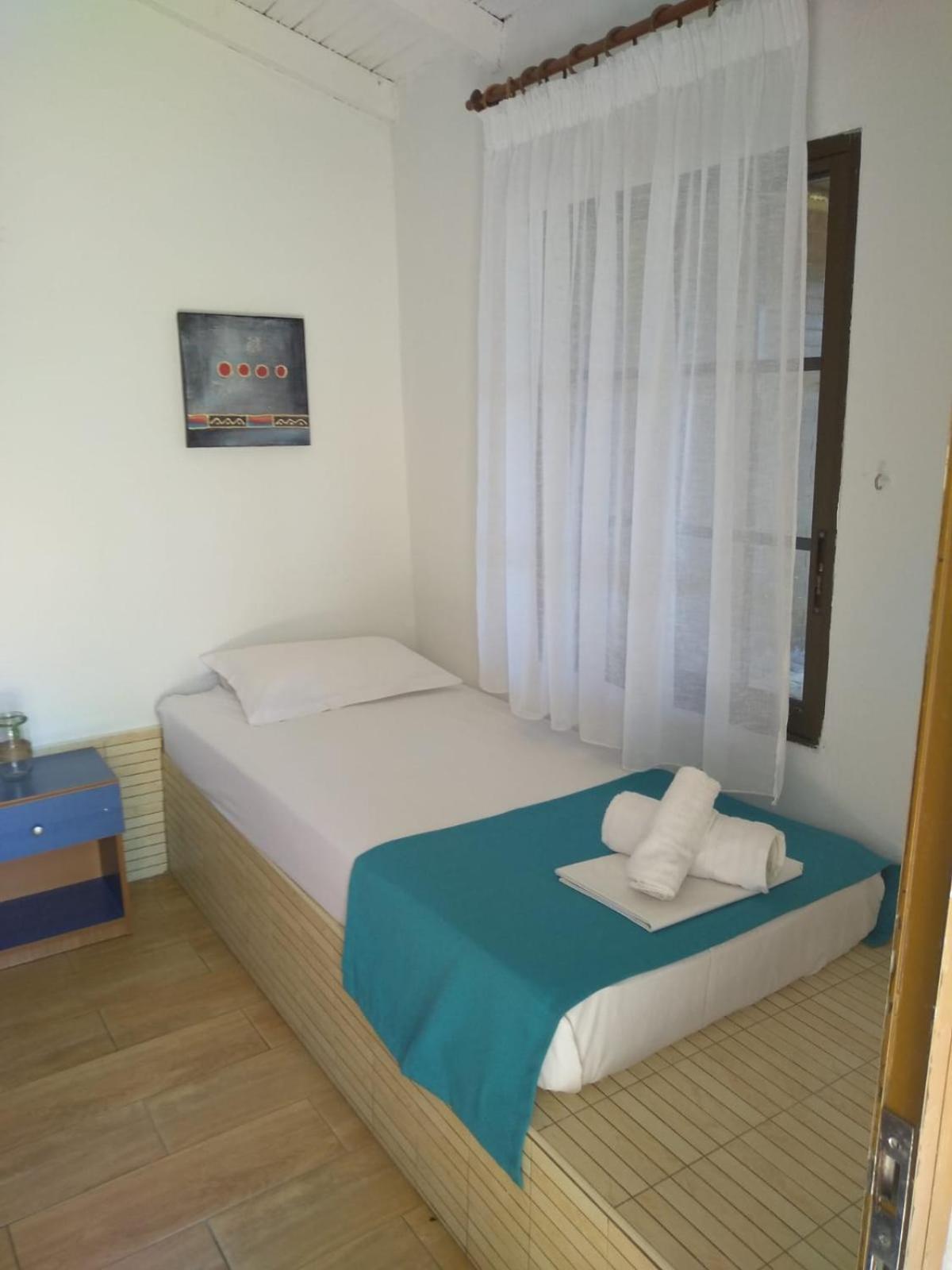 Bambola Apartments Неа-Муданья Экстерьер фото