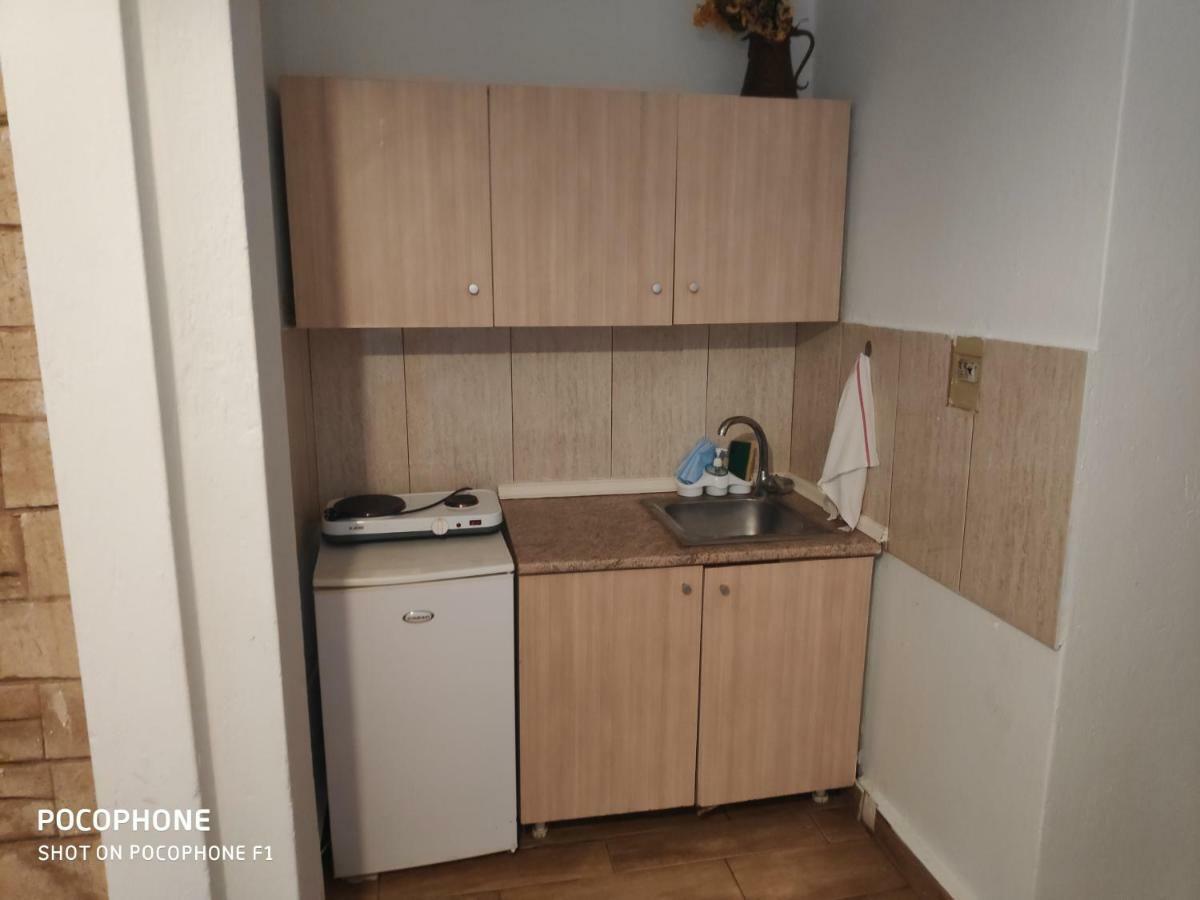 Bambola Apartments Неа-Муданья Экстерьер фото